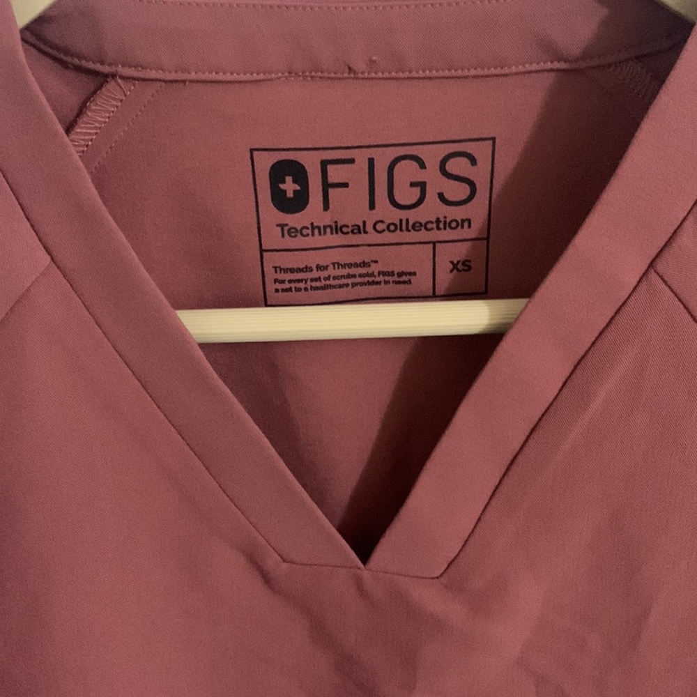 Figs Mauve Scrub Top - image 2